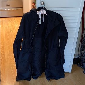 Lululemon windbreaker
